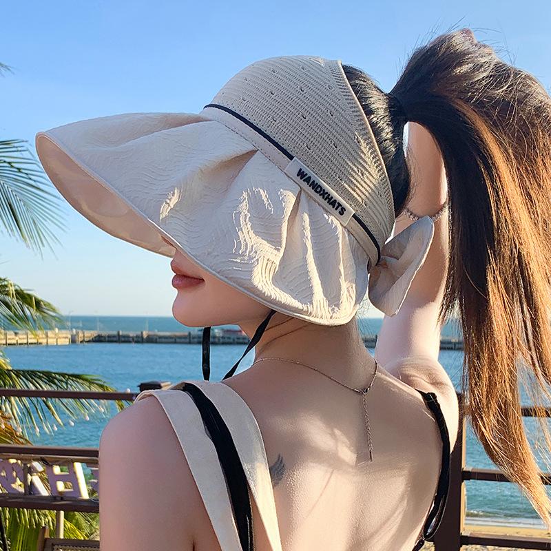 

Виниловая шляпа-цилиндр без верха женская с большим бантом на липучке без верха крутая шляпа с большими полями защита от УФ-лучей солнцезащитная шляпа-ведро average size (vinyl empty top)