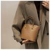 Autumn and Winter Small Bags Women's Bags Trendy Fashion Versatile Shoulder Messenger Bags Textured Bucket Bags
