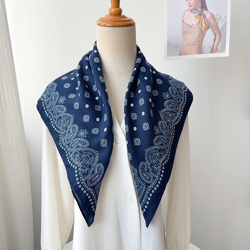 Retro cashew flower silk scarf shawl women's autumn high-end neck scarf multi-functional square scarf fart curtain headscarf accessories