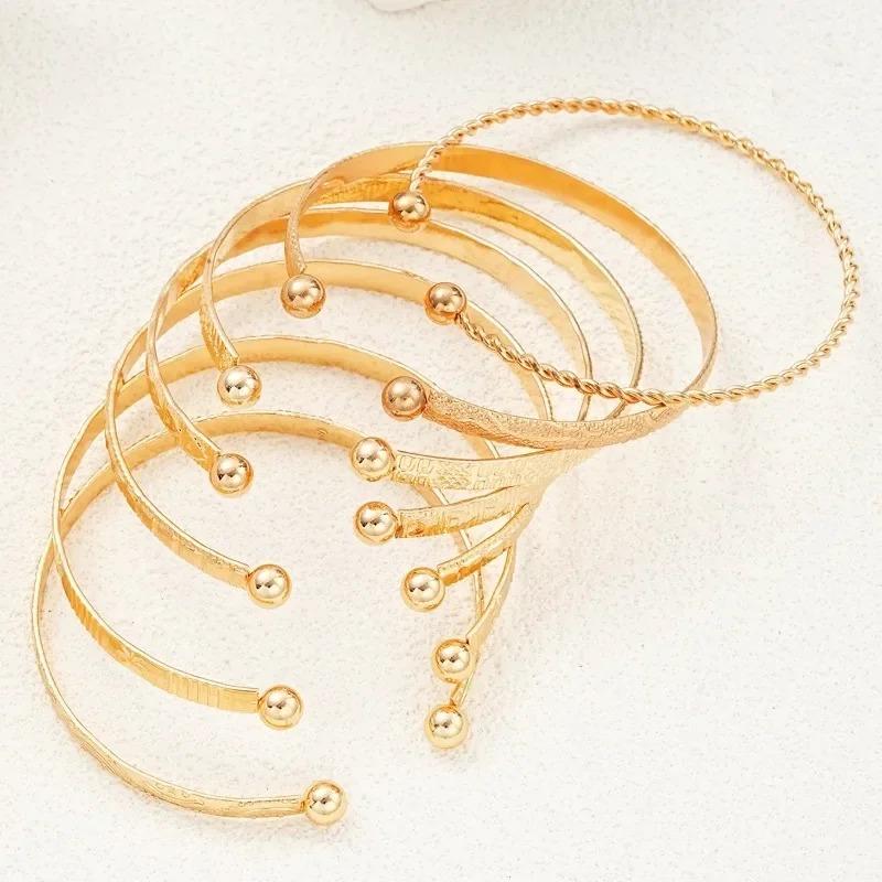 7 Pcs/Set Punk Gold Color Bracelets for Women Simple Streetwear Goth Heart Prints Metal Design Open Bangle Fashion Jewelry Gifts