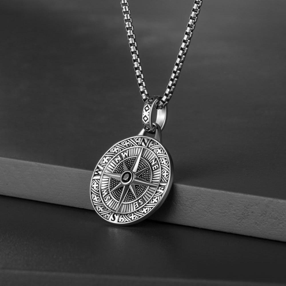 

Compass Pendant Necklace For Men hip-hop Style Stainless Steel Chain Vintage Silver Color Neckchain Fashion Homme Jewelry Gifts