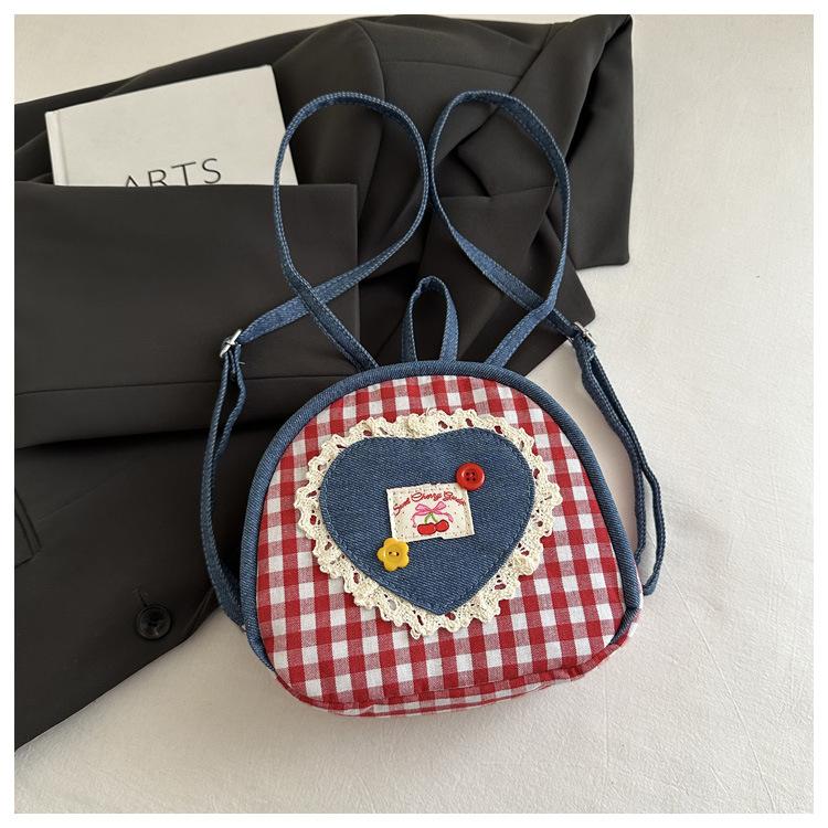 Xiaoxiangfeng Ins 2025 New Trendy Fashion Diamond Chain Bag Versatile Travel Women's Bag Mini Backpack