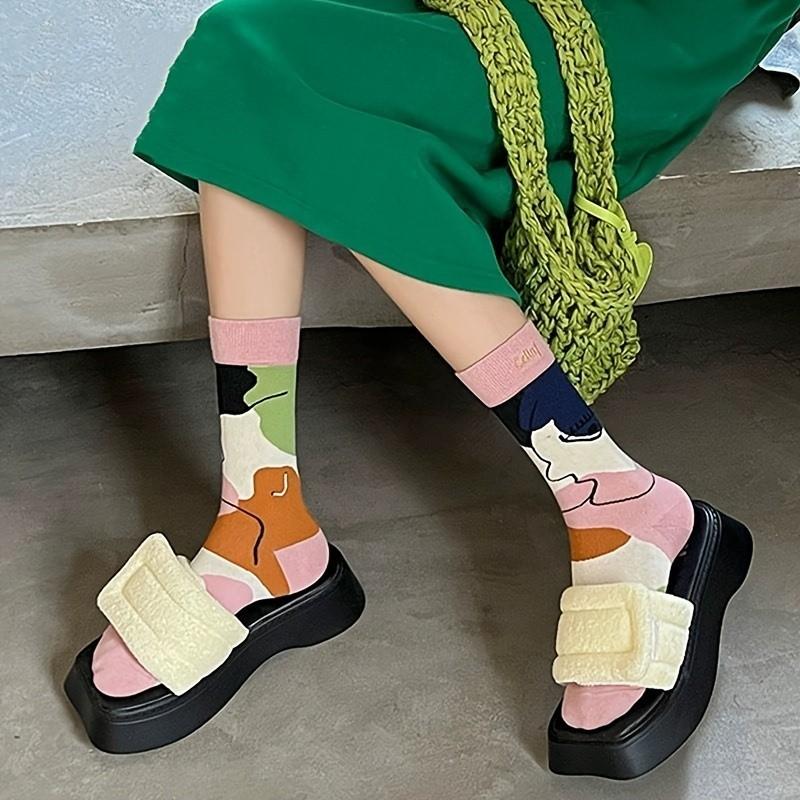 1pair/5pairs Abstract Print Mid-tube Socks, Comfortable Fashion Ladies' Trendy Graffiti Style Socks, Couples' Four Seasons Socks
