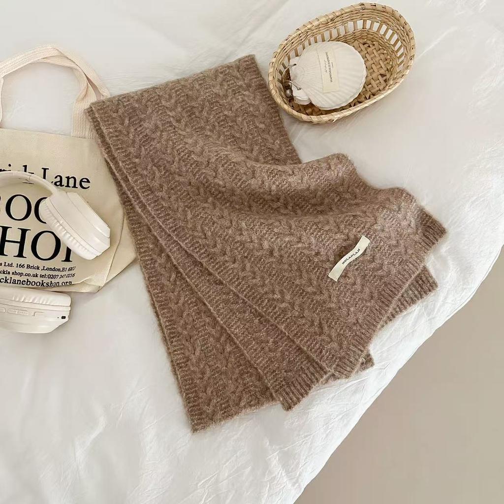 Atmospheric solid color with twist knitted wool scarf women's autumn and winter warm versatile wool scarf tide