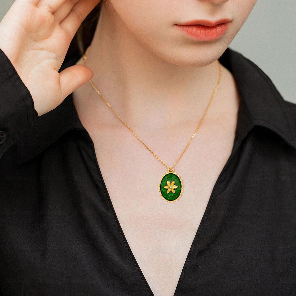 3pcs Elegant Gold Plated Steel Sunflower Necklace Pendant for Women with Enamel Tarot Card and Crescent Star Charm