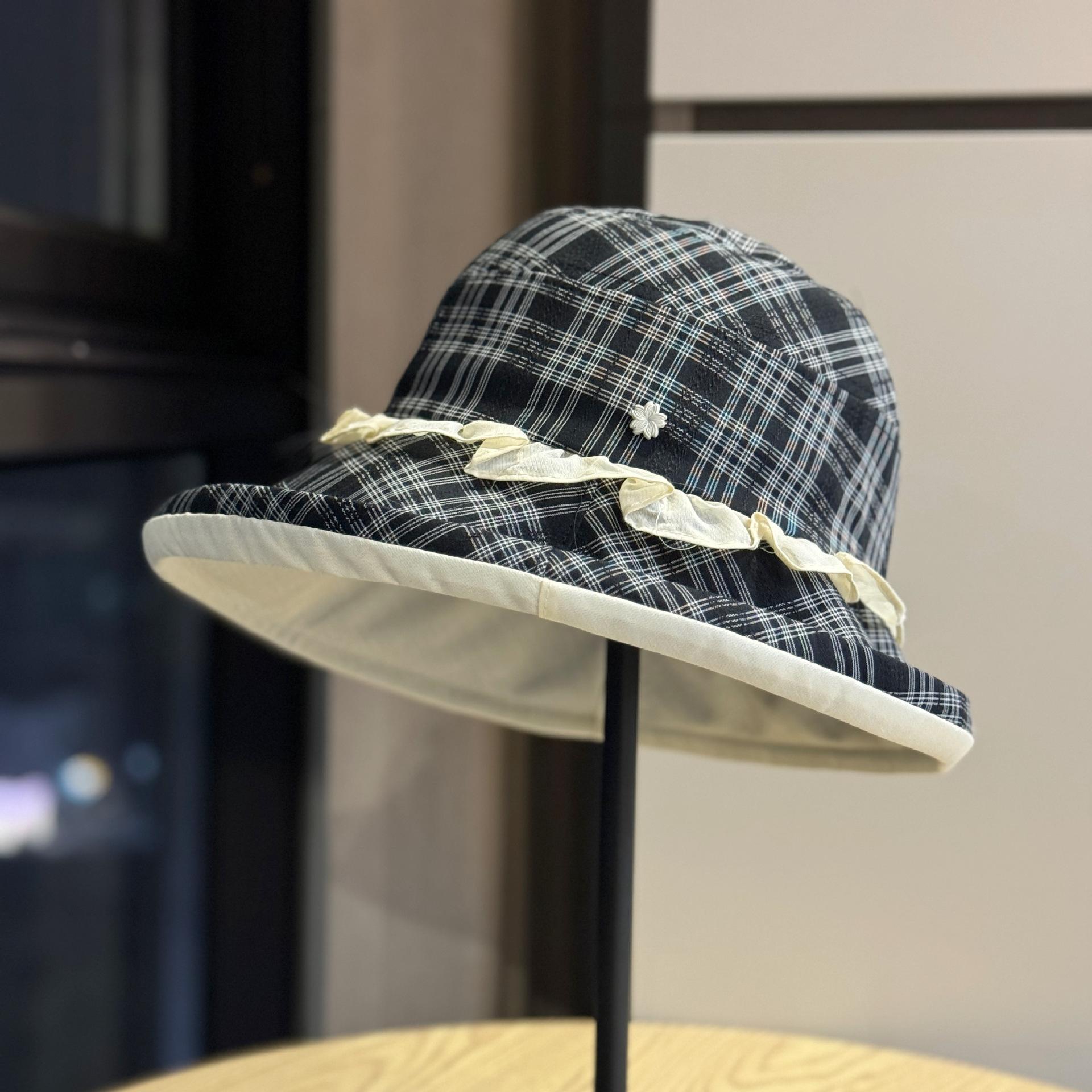 

2026New plaid lace wide-brimmed fisherman hat for women, summer sun protection bucket hat, high-end feel, suitable for large head sizes, versatile Adult54-60Adjustable чёрный