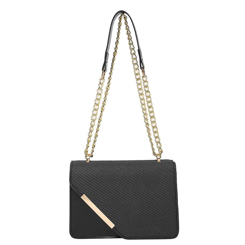 

Fashion Shoulder Crossbody Bag With Chain Shoulder Strap For Urban Casual Looks