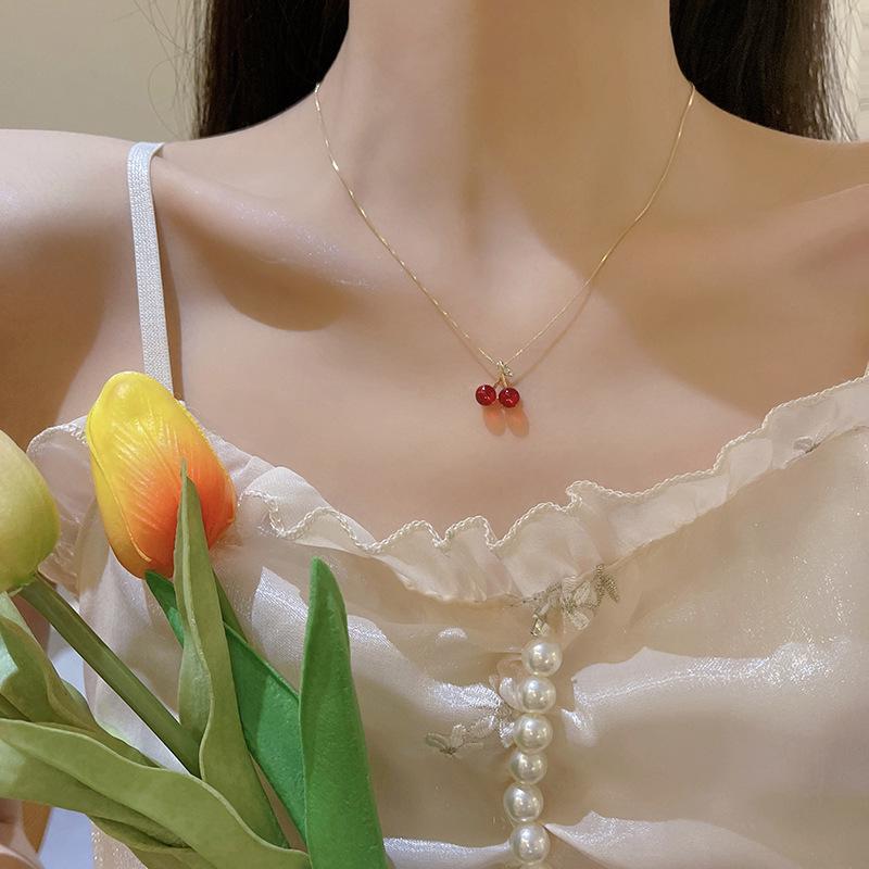 Hot-selling cherry pearl necklace women's ins style fashion high sense love collarbone chain new item pendant