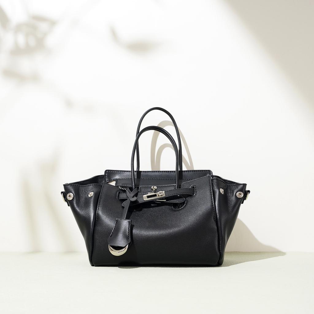 New Handbag Niche Design Large Capacity Leather Shoulder Messenger Bag Women's Commuter Versatile Women's Bag