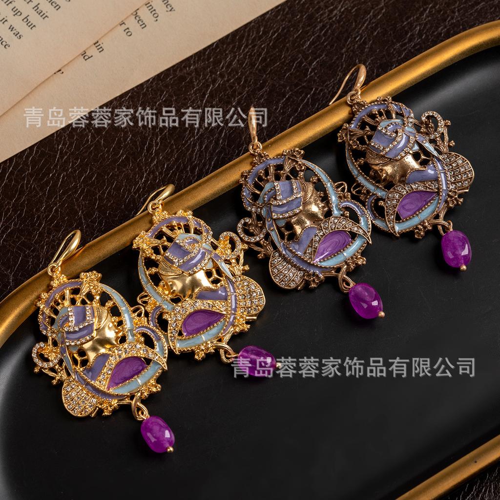 Vintage Niche Unique Earrings High-end European Antique Portrait
