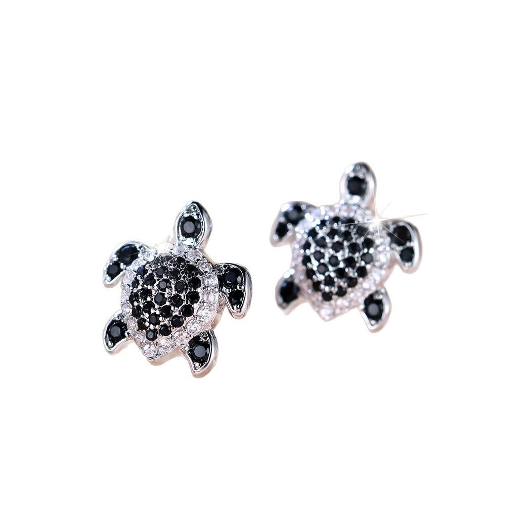 Hot-selling micro-inlaid zircon full diamond turtle stud earrings, exquisite and small popular jewelry gift box earrings.