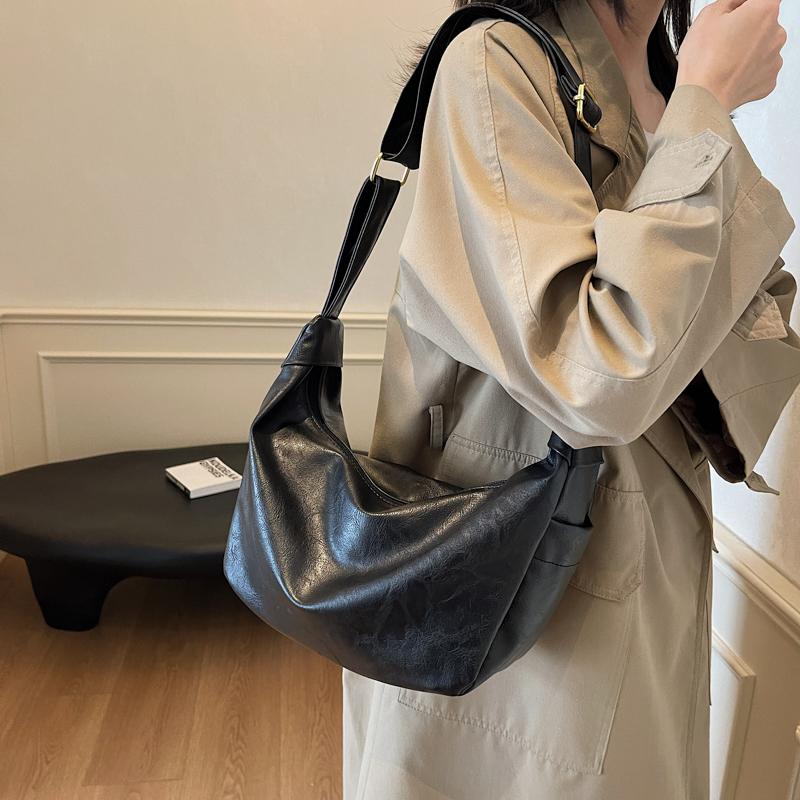 Large Capacity Soft Leather Shoulder Bag Women's Hobo Bag Crossbody Bag