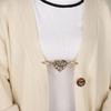 Trendy Winter Heart Pattern Retro Sweater Blouse Pin Cardigan Clip Shawl Brooch Duck Clip Clasps