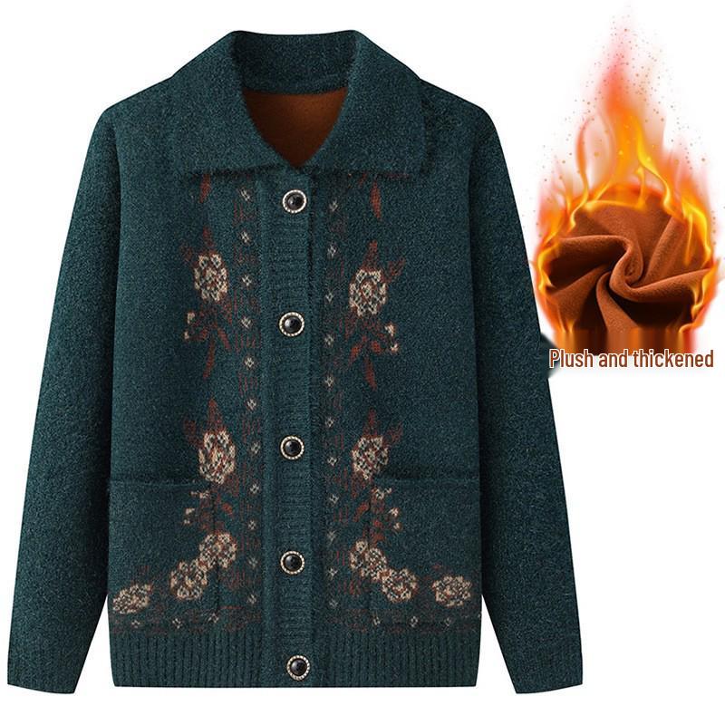 Cardigan a maglia autunnale/invernale da donna anziana
