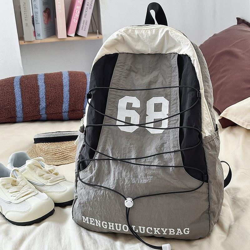 School Bag New Color Matching Pleated Sense Lightweight Outdoor Sports Soft Backpack High Value Girl Heart Travel Small Backpack