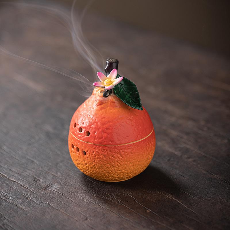 New Creative Fruit Pear Incense Burner Household Indoor Aromatherapy Burner Sandalwood Burner Pan Incense Burner Ceramic Ornament