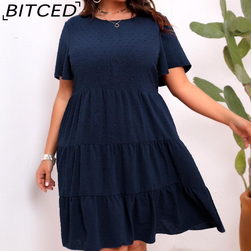 BITCED Plus Size O-Neck Small Pom-Pom Pleated Dress