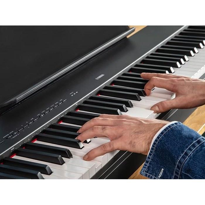 YAMAHA P-225 Digital Piano 88-Key (Black) with Headphone & Sustain Pedal Set