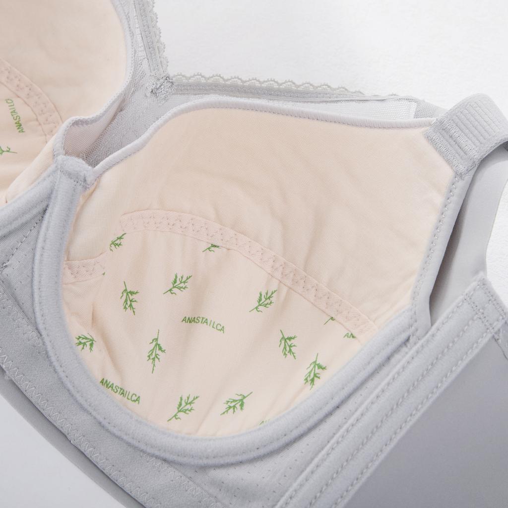Large-sized Women's Latex Bra Gathering and Adjusting Side-retraction Accessory Bra Push Up Bra