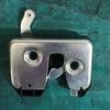 Mecanism de încuiere portbagaj Volkswagen - Model 333827505B