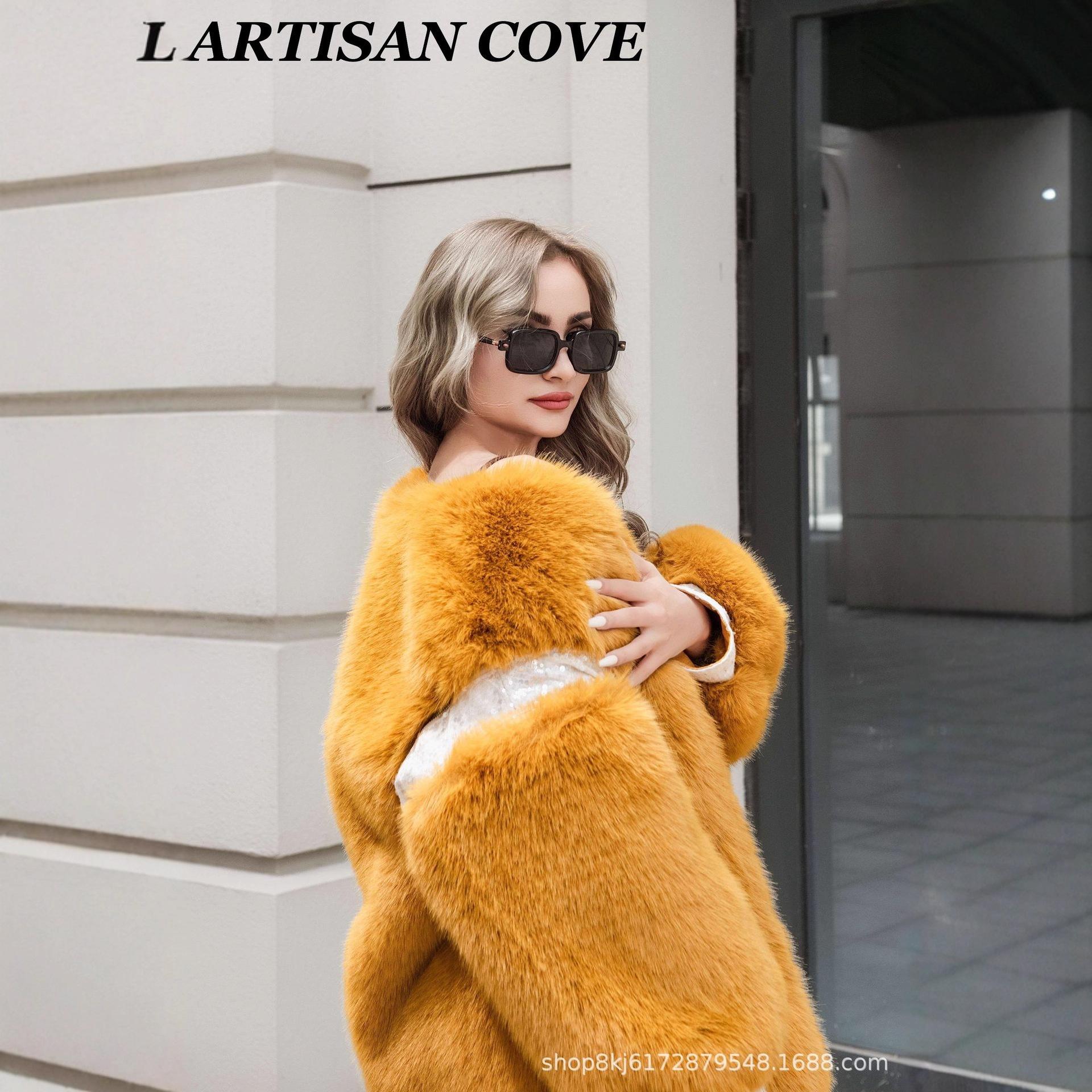 

Новая шуба 2025 года one size fits all