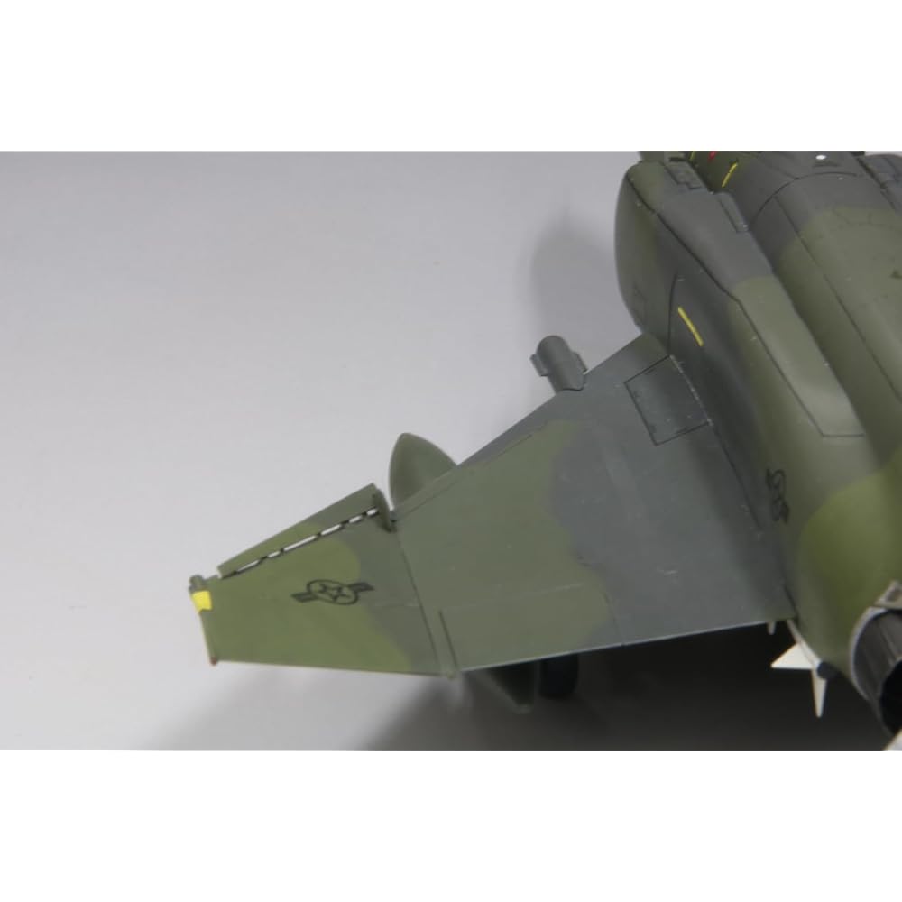 Fine Molds 1/72 scale US Air Force F-4E Fighter (Late Model) Clark Air Base Plastic Model FF06 (Airplane)