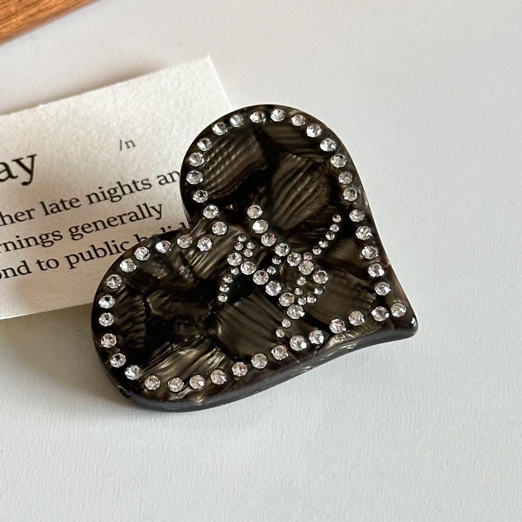 Chic And Elegant Love Heart Rhinestone Hair Clip Perfect For Everyday Use