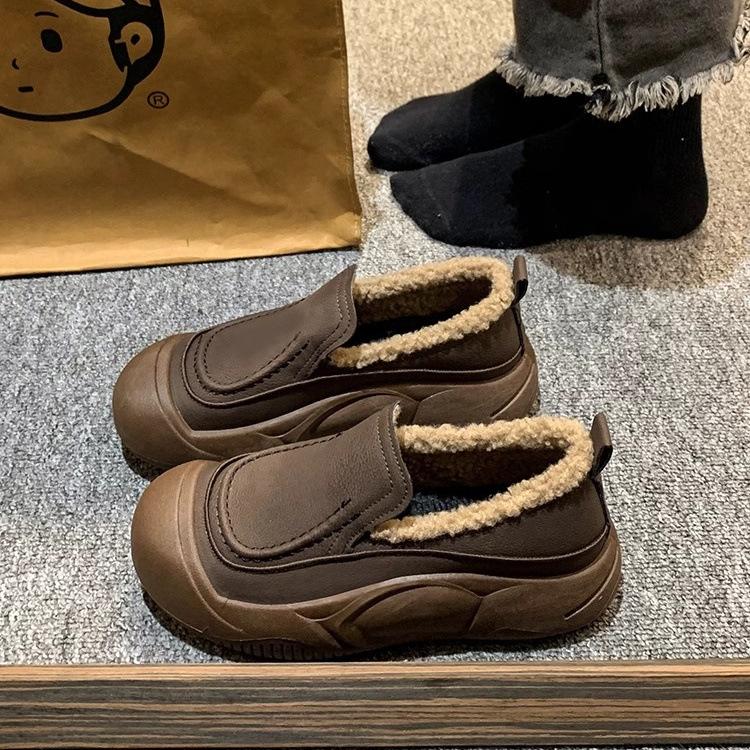 Fleece warm thick-soled fluffy shoes for women in the autumn and winter of 2025, new outer cotton shoes, one pedal, casual Doudou shoes