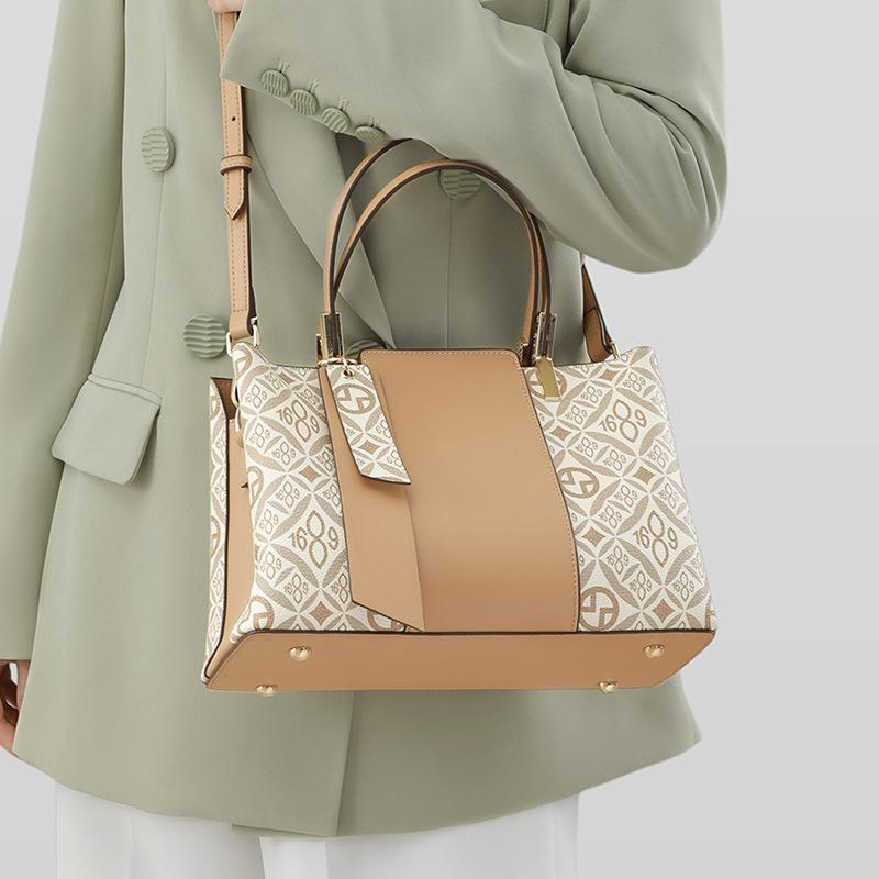 Bag Niche Spring/summer Crossbody Mother Female Bag with All Senior Sense Shoulder Handbag