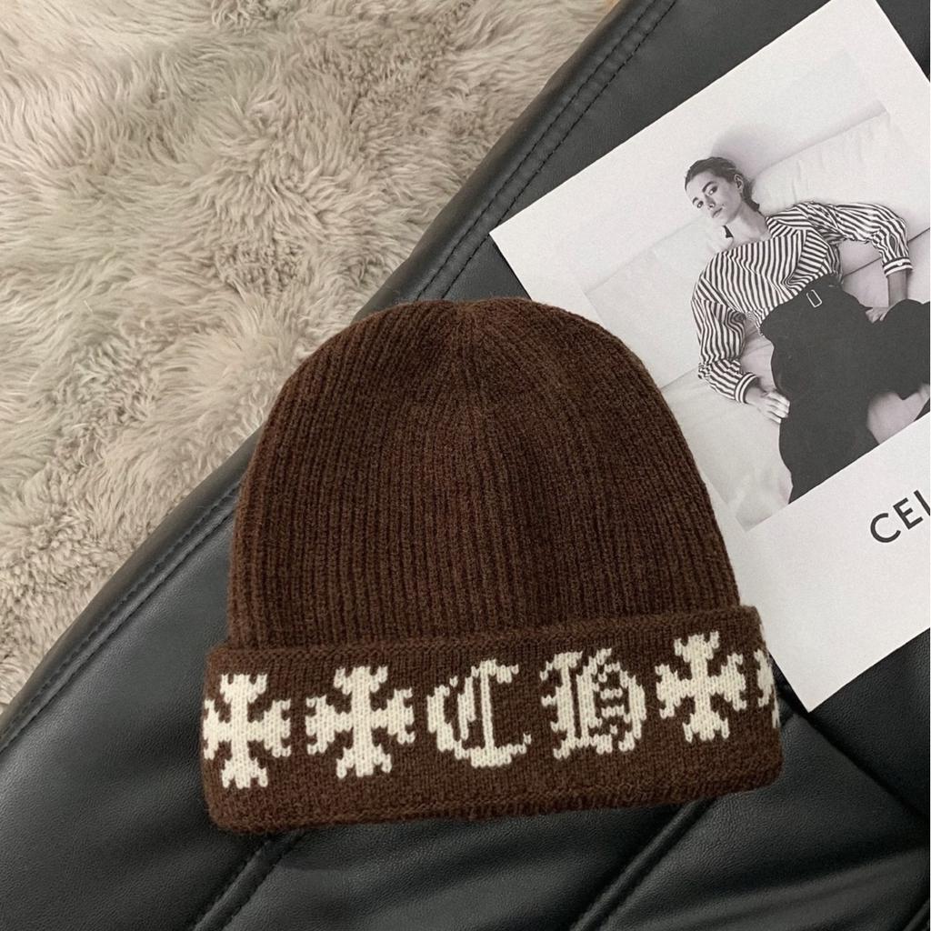 2025 autumn and winter new double-layer thickened warm knitted hat children's ear protection warm big head circumference stack hat tide