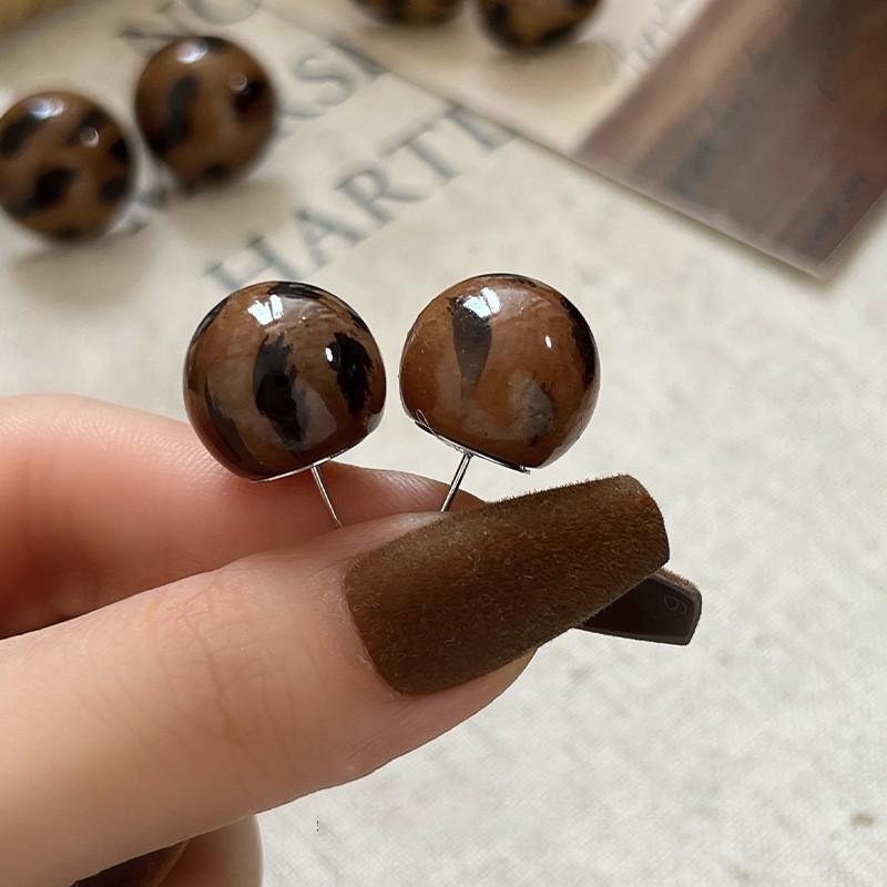Silbernadel Harzleder Leopardenmuster Geometrisch Rund Blume Ohrringe Herbst und Winter Stecker Nische High-End Ohrringe Frauen