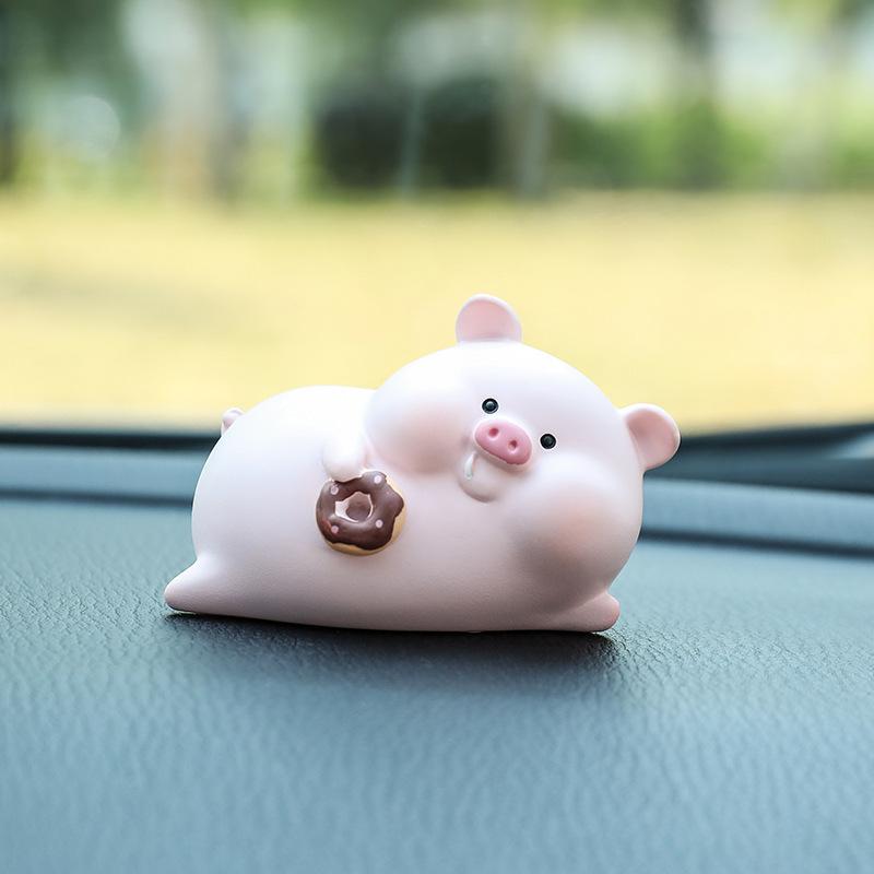 Cute Piggy Girl Figurine Kawaii Cartoon Resin Statue Car Decor Mini Ornament Home Desk Decoration Adorable Animal Doll Gift