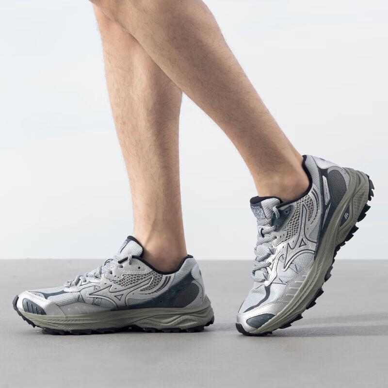 MIZUNO Men's D1GH2412-02 Retro Running Shoes
