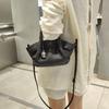 2026 New Leather Vegetable Basket Handbag Women's Niche Design Cloud Dumpling Bag Pendant Shoulder Bag Messenger Bag