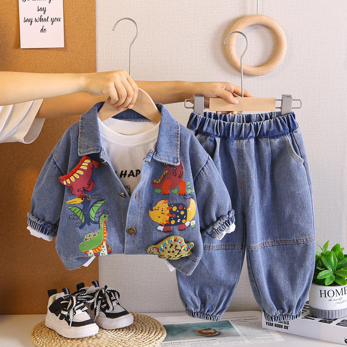 

0-5-year-old boys long sleeved 3-piece set, Children s cartoon printed denim jacket, Round neck white T-shirt, Casual denim pants XXL синий