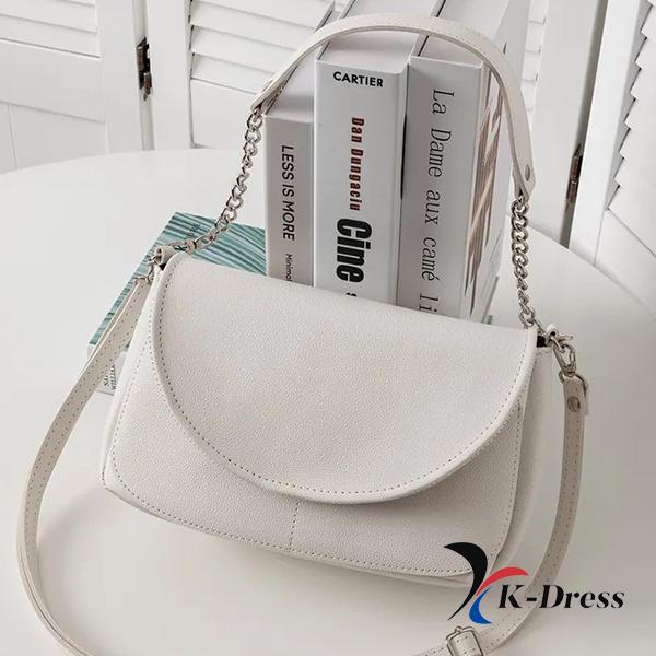 

Кругла сумка-кросбоді на ланцюжку з клапаном(2 кольори) 27x16x11cm слонова кістка