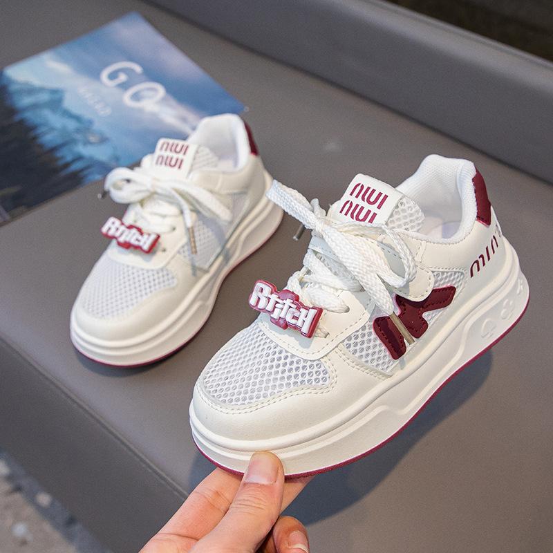Girls' sports shoes 2025 spring and autumn new boys' mesh board shoes children's breathable casual shoes student white shoes tide