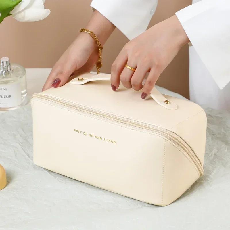 Large Capacity Cosmetic Bag Cosmetic Storage Bag PU Leather Portable Travel Toiletry Bag Women Cosmetic Bag Toiletries Organizer
