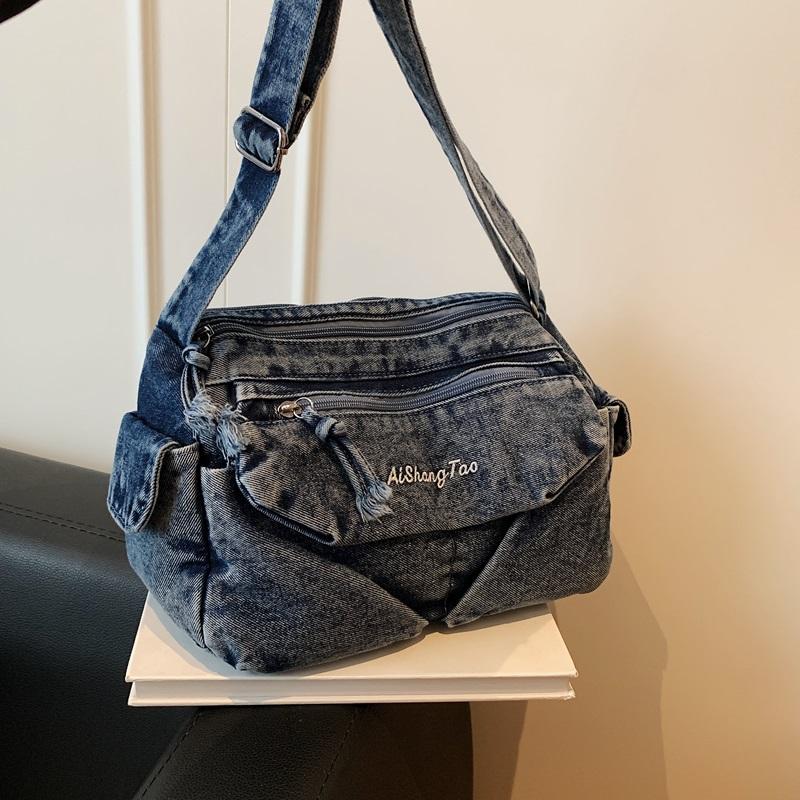 Women Denim Shoulder Bag Vintage Large Capacity Casual Tote Handbag with Multiple Pockets
