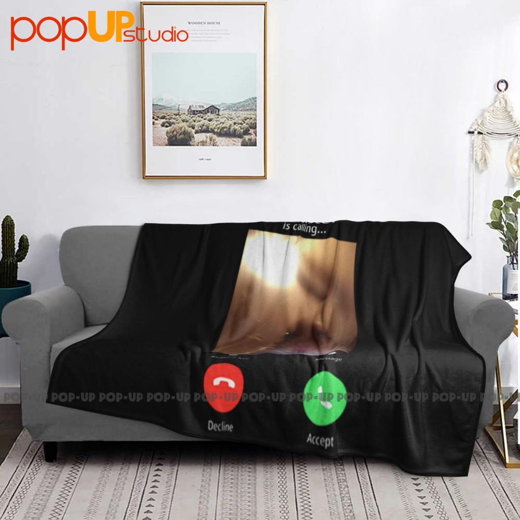 Meme Hamster Staring Front Camera Calling Funny Ultra-Soft Blanket Quilt Winter Sofa Cover Bed Covers