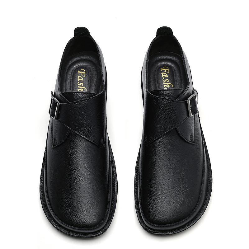 New Designer Men Genuine Leather Shoes Trend Luxury Brand Business Casual Leather Loafers Leather Buckle Soft Bottom Lazy Shoes