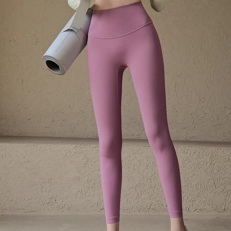 Women's High-Waisted Fleece-Lined Yoga Pants: Warm, Thick, Tummy Control, Butt Lifting, Plus Size, Tight Fit for Autumn/Winter.