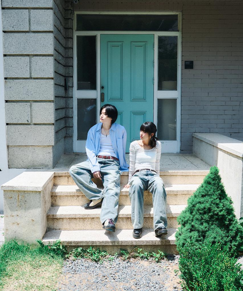 Awodeijeu Assemble Wide Balloon Denim Pants [Light Blue]