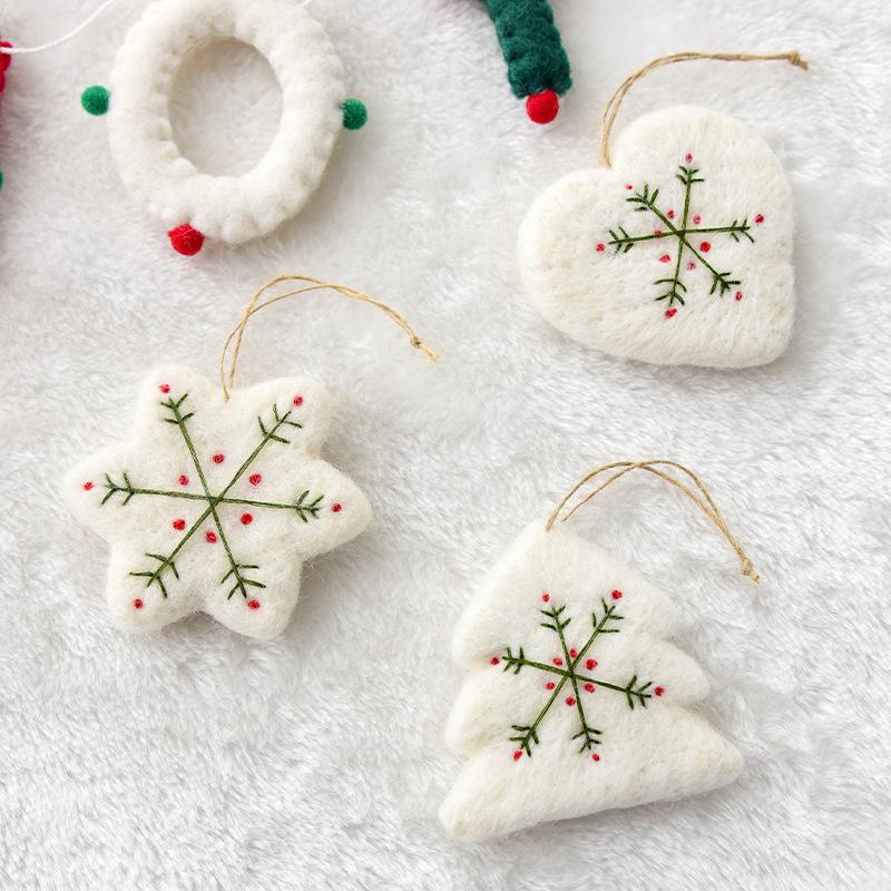 1pc Christmas Decoration Wool Felt Snowflake Mini Christmas Tree Pendant Christmas Ornament