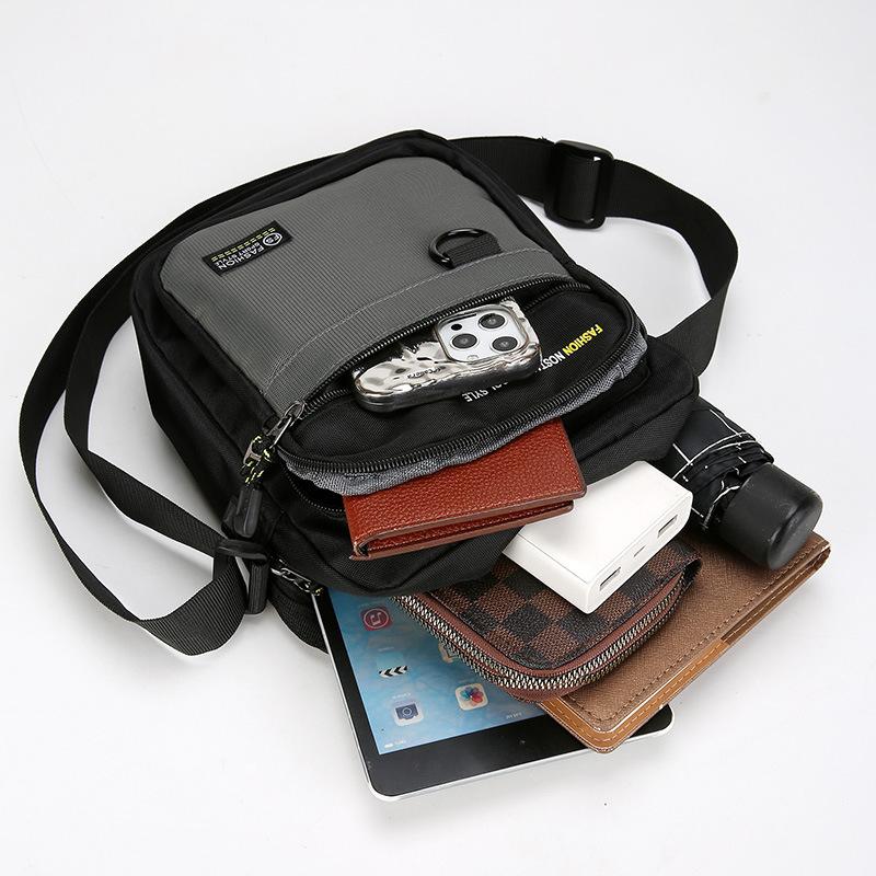 New Messenger Bag Men's Simple Oxford Cloth Men's Commuter Leisure Small Bag Large Waterproof and Wear Resistant Shoulder Bag