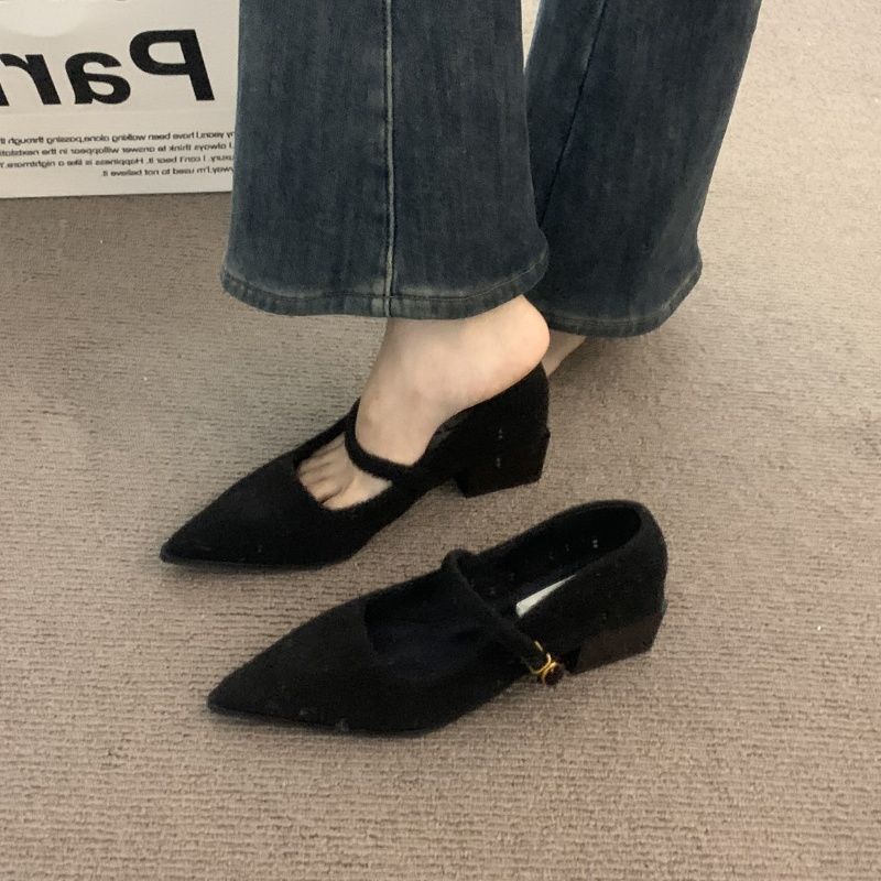 Internet celebrity explosion retro foot set with skirt single shoes Korean shallow mouth one-word buckle lazy shoes