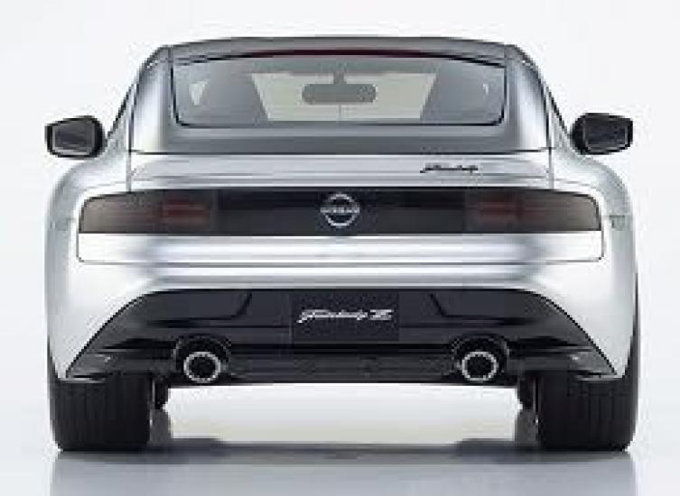 Kyosyo samurai Nissan Fairlady Z stříbrný hotový produkt v měřítku 1:18