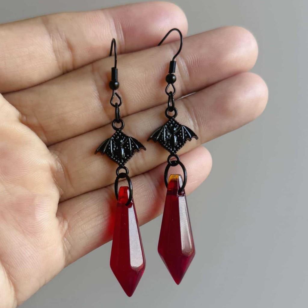 Gothic Style Bat Waterdrop Crystal Earrings For Women With Handcrafted Alloy Design