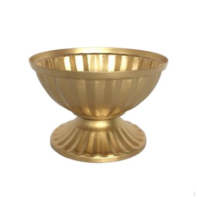 Klasyczny ceramiczny wazon – elegancki dodatek do każdej przestrzeni