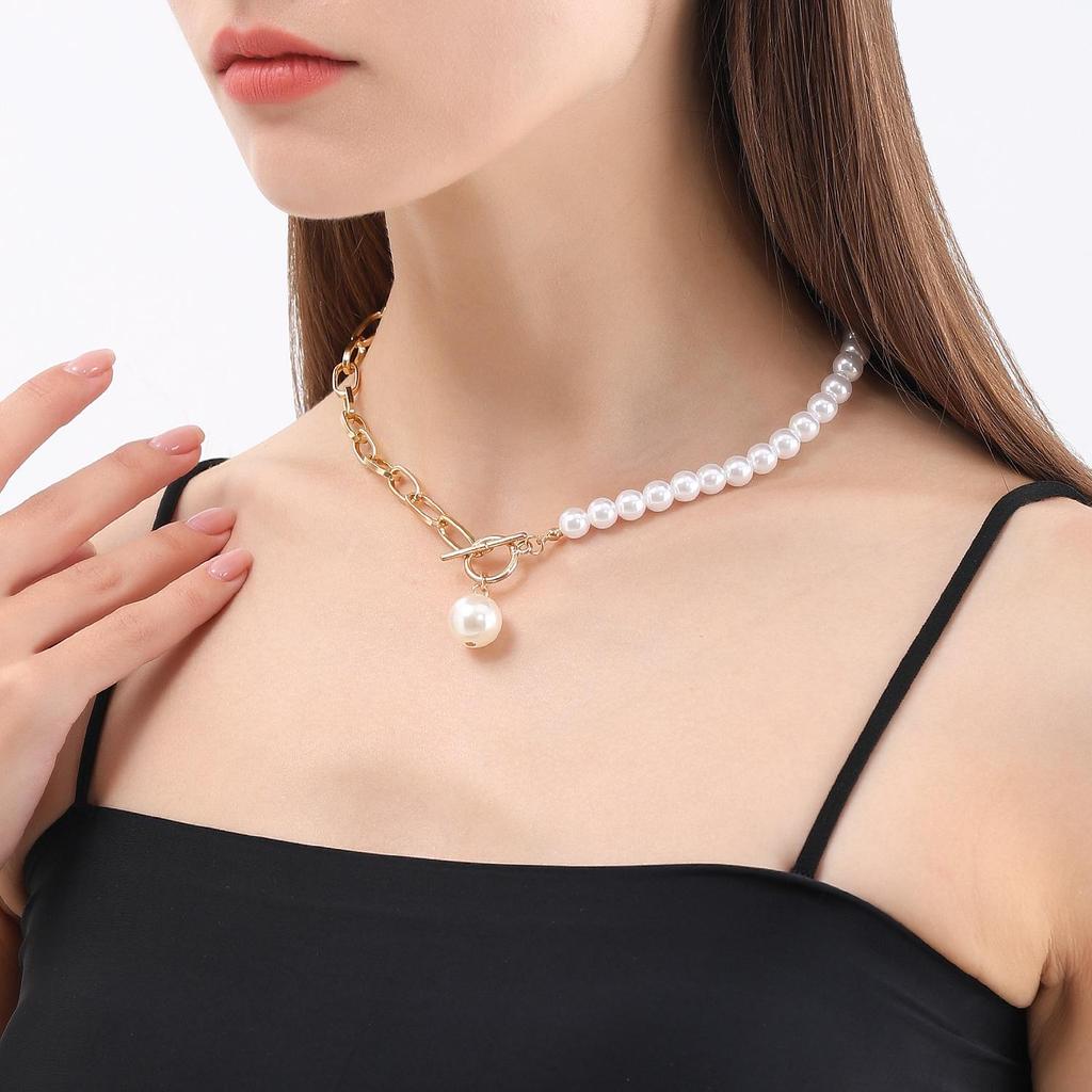 Geometric Imitation Pearl Clavicle Chain Necklace with OT Buckle